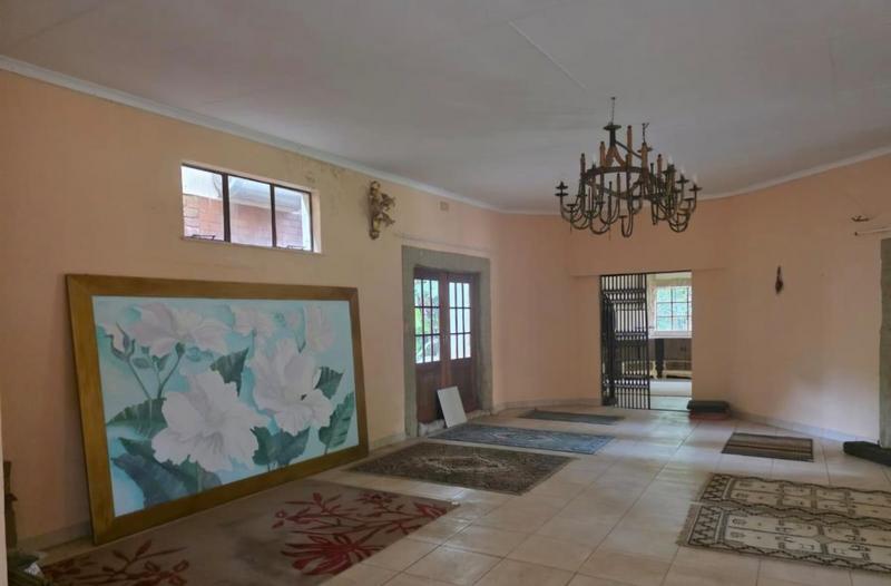 5 Bedroom Property for Sale in De Wildt North West